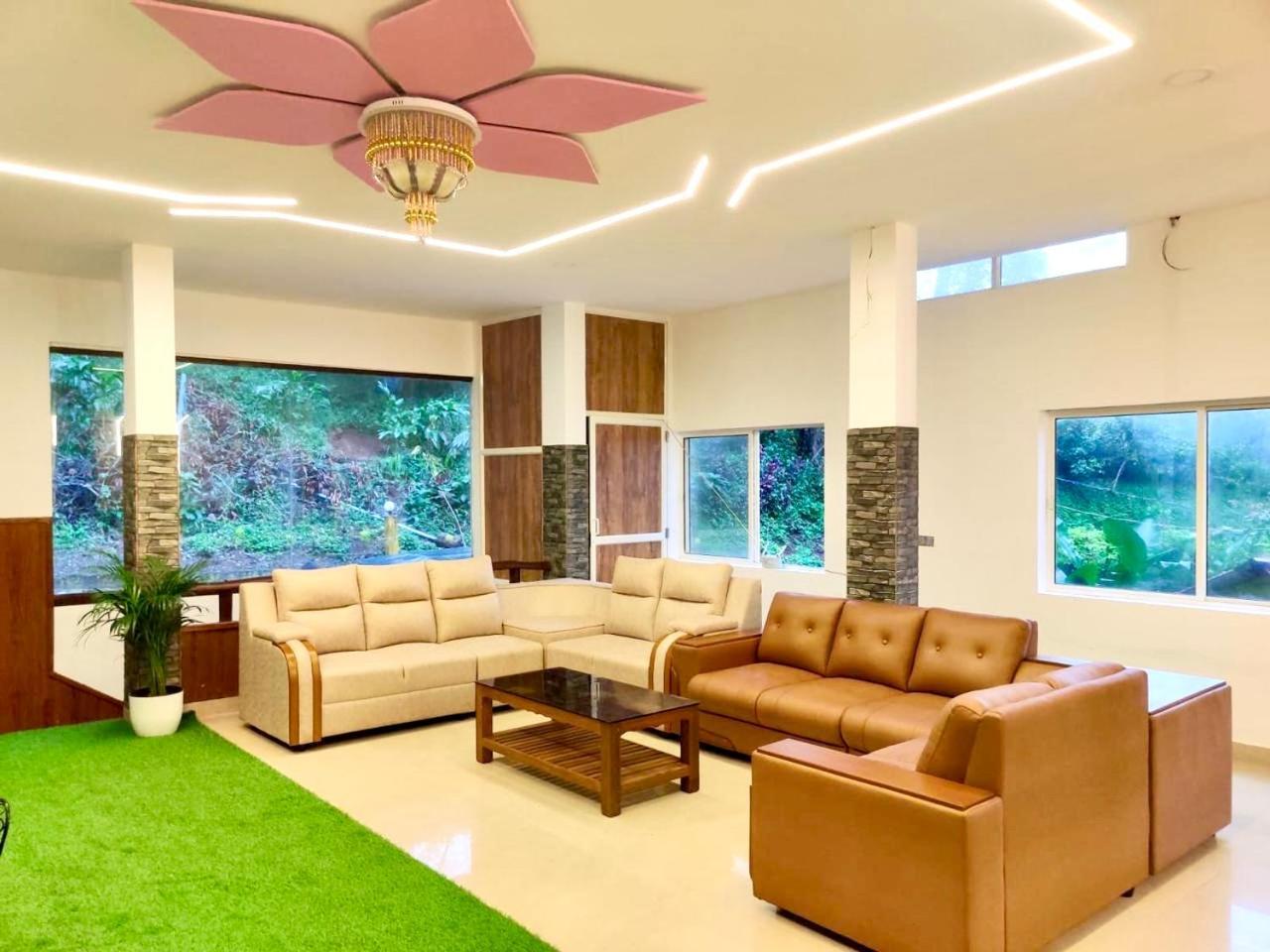 Ayur Mount Resort & Spa ムンナル エクステリア 写真